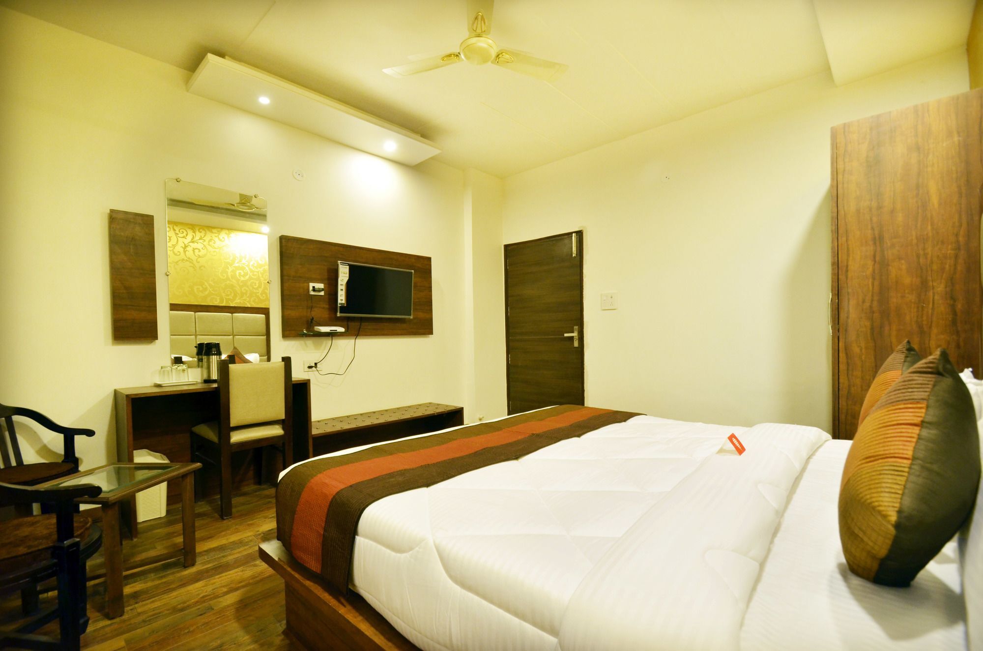 Hotel Hollywood Heights Near Railway Station Amritsar Eksteriør billede